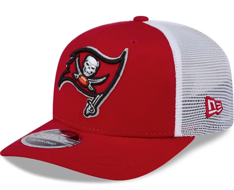 Tampa Bay Buccaneers New Era Red 9SEVENTY Trucker Adjustable Hat