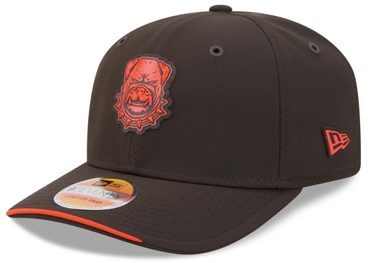 Men's Cleveland Browns New Era 2026 NFL Sideline 9SEVENTY Adjustable Hat