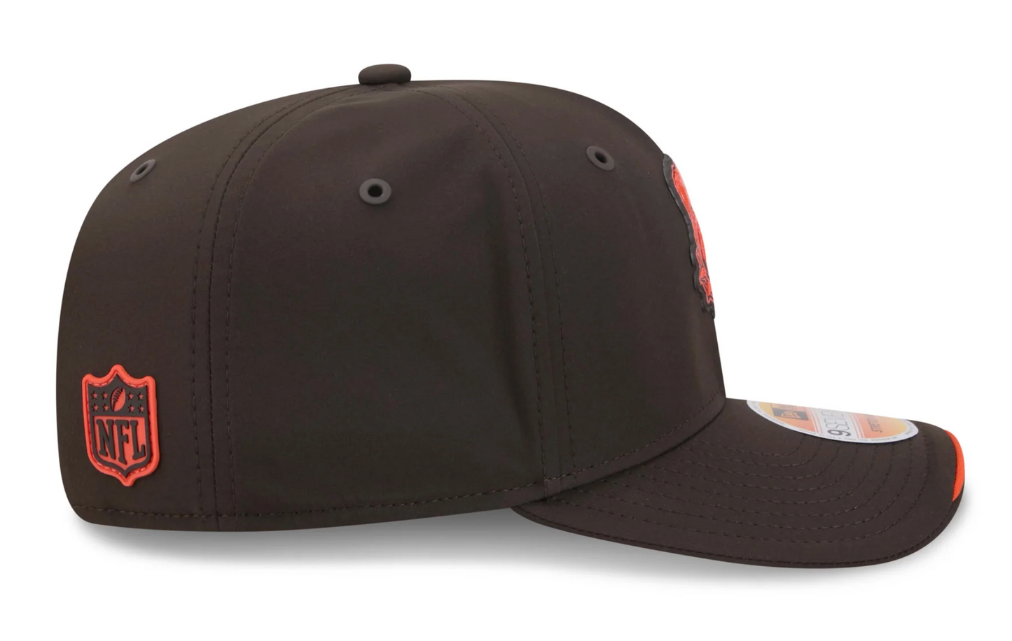 Men's Cleveland Browns New Era 2026 NFL Sideline 9SEVENTY Adjustable Hat