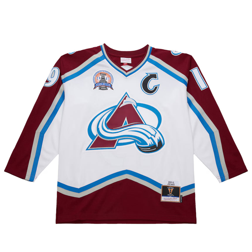 Men's Joe Sakic Colorado Avalanche White 2000-01 Power Play Jersey - Pro Jersey Sports