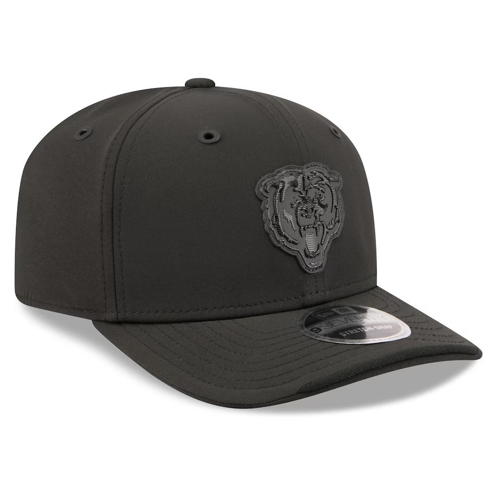 Men's Chicago Bears New Era 2026 NFL Sideline 9SEVENTY Tonal Black Adjustable Hat