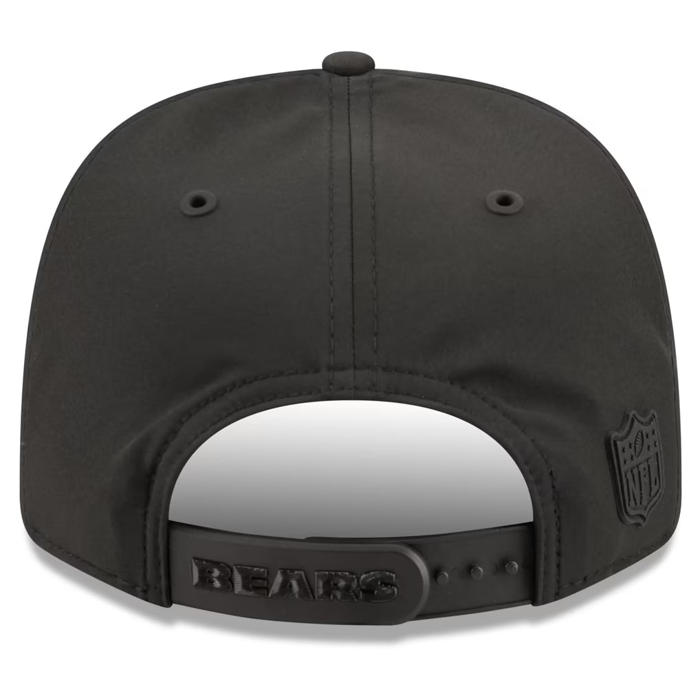 Men's Chicago Bears New Era 2026 NFL Sideline 9SEVENTY 'B' Logo Tonal Black Adjustable Hat