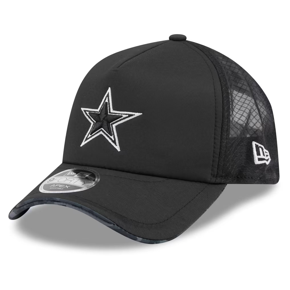Dallas Cowboys New Era 2026 Salute To Service Apex 9FORTY Bearhead Logo Adjustable Trucker Hat - Black