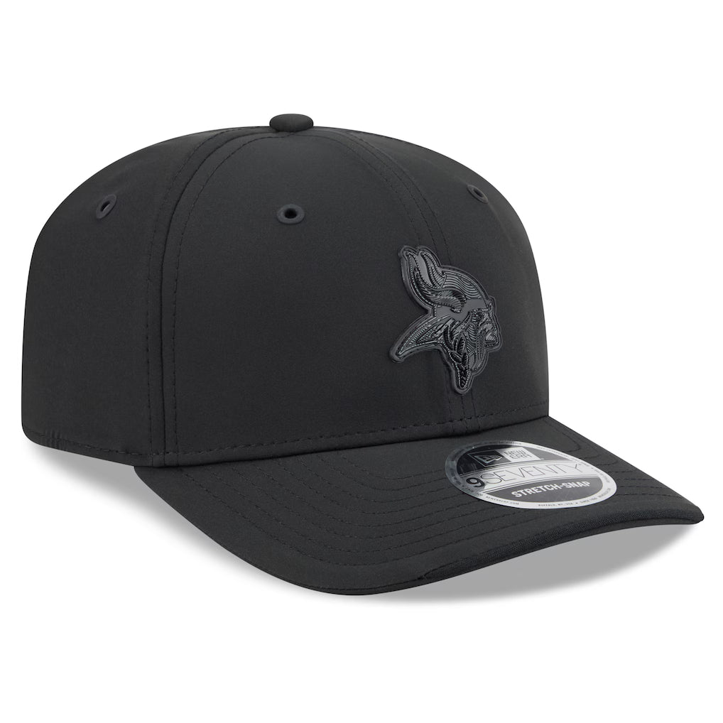 Men's Minnesota Vikings New Era 2026 NFL Sideline 9SEVENTY Black Adjustable Hat
