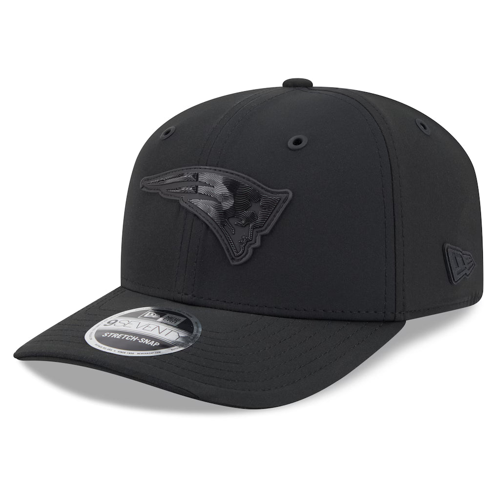 Men's New England Patriots New Era 2026 NFL Sideline 9SEVENTY Black Patriot Logo Adjustable Hat
