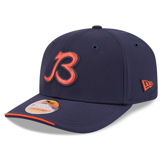 Men's Chicago Bears New Era 2026 NFL Sideline 9SEVENTY Navy 'B' Logo Adjustable Hat