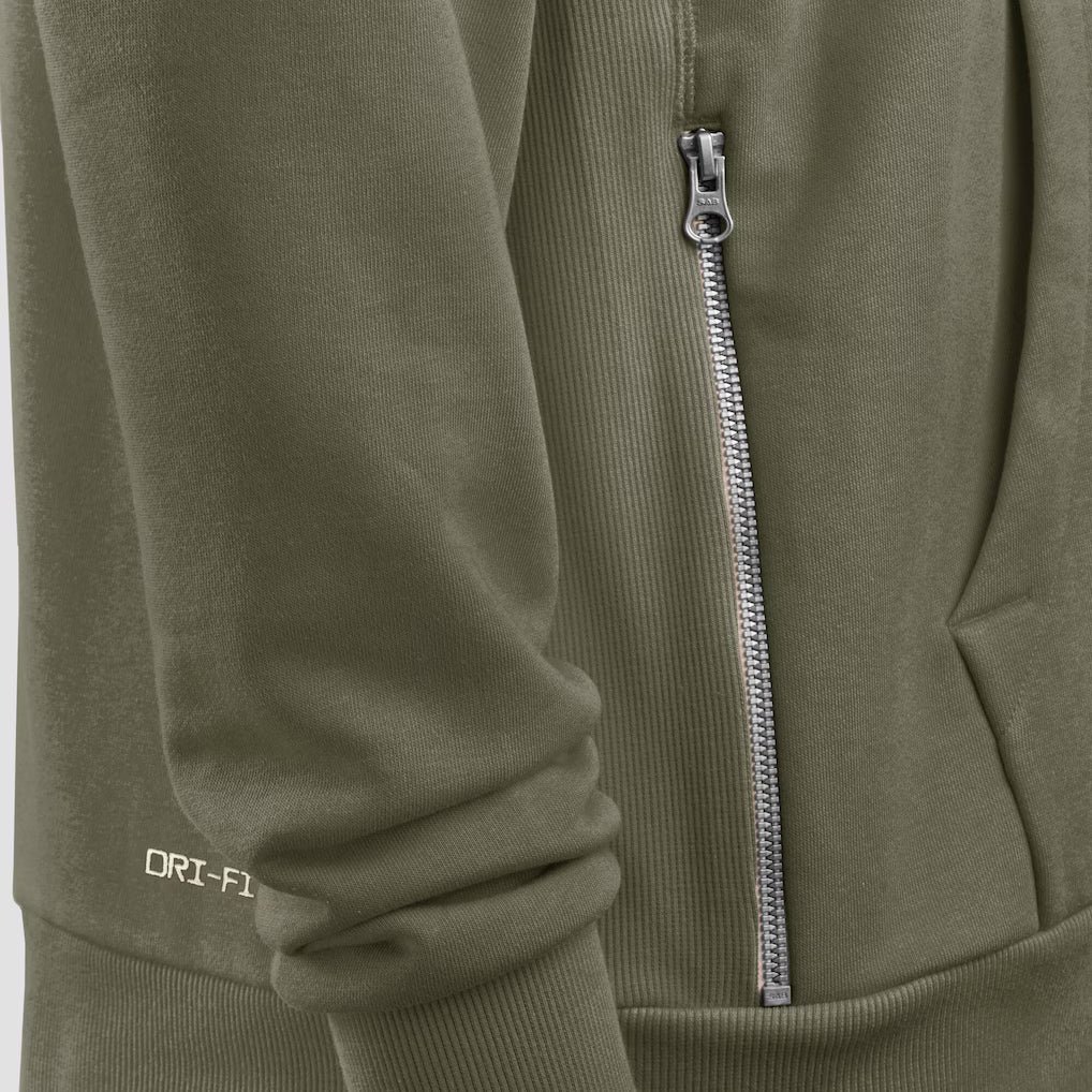 Men's New England Patriots Nike Olive Green 2025 Salute To Service Club Pullover Hoodie - Pro Jersey Sports