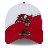 Men's Tampa Bay Buccaneers Primary Logo New Era White/Red 2023 Sideline 39THIRTY Flex Hat - Pro Jersey Sports