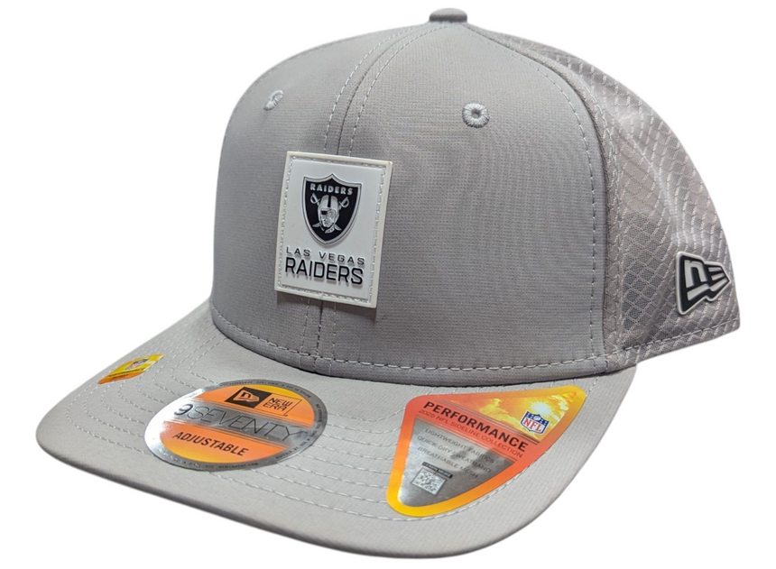 Men's Las Vegas Raiders New Era Gray 2025 NFL Sideline Heat 9SEVENTY Adjustable Hat - Pro Jersey Sports