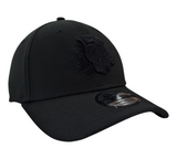 Chicago Blackhawks New Era Black on Black Tonal 39THIRTY Flex Hat - Pro Jersey Sports