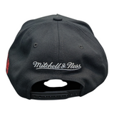 Chicago Bulls Mitchell & Ness NBA Legendary Black Away Pro Pinch Fit Snapback Hat - Pro Jersey Sports