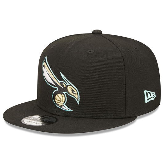 Men's Charlotte Hornets New Era Black 2022/23 City Edition Official 9FIFTY Snapback Adjustable Hat