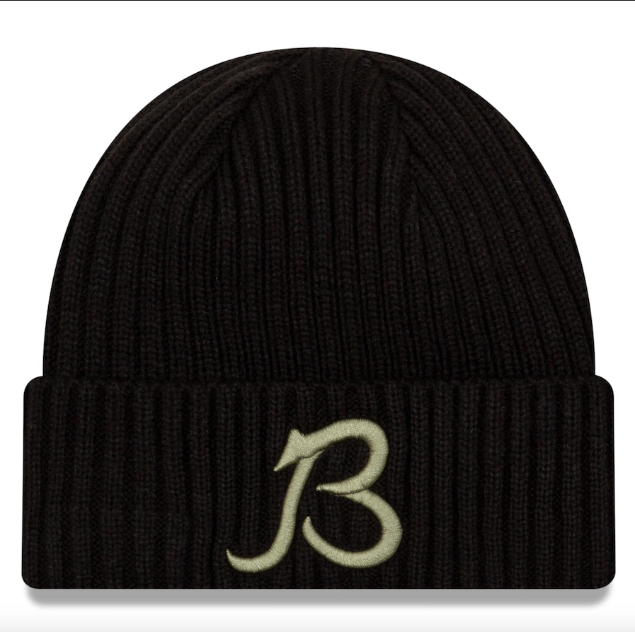 Men's Chicago Bears New Era Black 2020 Salute to Service Alternate B Logo Cuffed Knit Hat