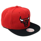 Men's Mitchell & Ness Chicago Bulls Core Red/ Black Adjustable Snapback Hat - Pro Jersey Sports