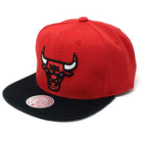 Men's Mitchell & Ness Chicago Bulls Core Red/ Black Adjustable Snapback Hat - Pro Jersey Sports