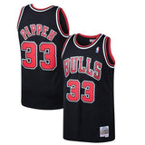 Men's Chicago Bulls Scottie Pippen Mitchell & Ness Black 1997-98 Hardwood Classics Swingman Jersey - Pro Jersey Sports