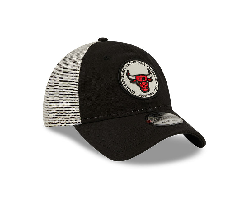 Chicago Bulls Circle Trucker 9TWENTY Adjustable Hat By New Era