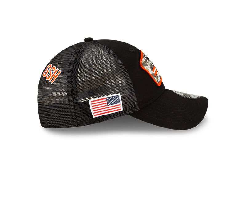 Men's Chicago Bears Historic Logo New Era Black/Camo 2021 NFL Salute To Service Trucker 9TWENTY Adjustable Hat