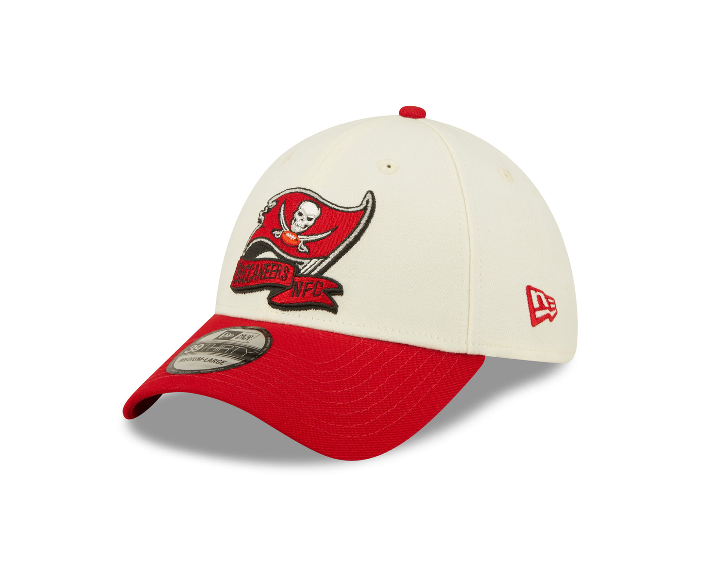 Men's Tampa Bay Buccaneers New Era Cream/Red 2022 Sideline 39THIRTY Flex Hat