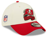 Men's Tampa Bay Buccaneers New Era Cream/Red 2022 Sideline 39THIRTY Flex Hat - Pro Jersey Sports