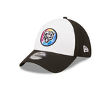 Men's Chicago Bears New Era Crucial Catch 2022 NFL Coaches Sideline Mascot Logo White/Black 39THIRTY Flex Hat - Pro Jersey Sports