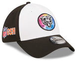 Men's Chicago Bears New Era Crucial Catch 2022 NFL Coaches Sideline Mascot Logo White/Black 39THIRTY Flex Hat - Pro Jersey Sports