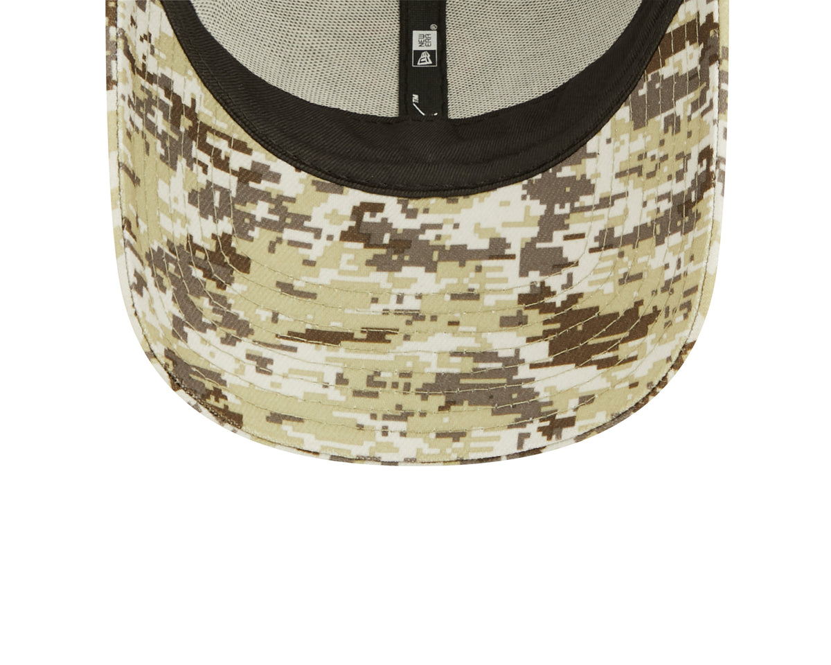 Men's Chicago Bears New Era Black/Camo Primary Logo NFL 2022 Salute To Service Trucker 9FORTY Snapback Adjustable Hat - Pro Jersey Sports