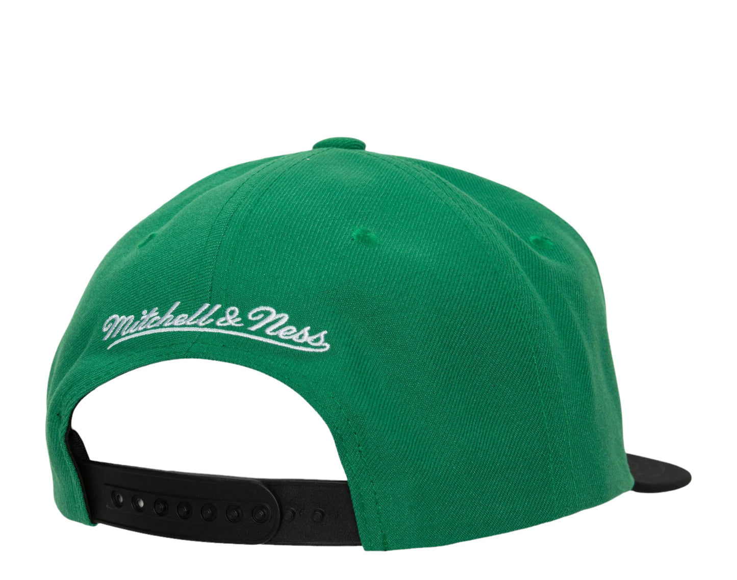 Men's Mitchell & Ness Chicago Bulls Core HWC Green/Black Adjustable Snapback Hat