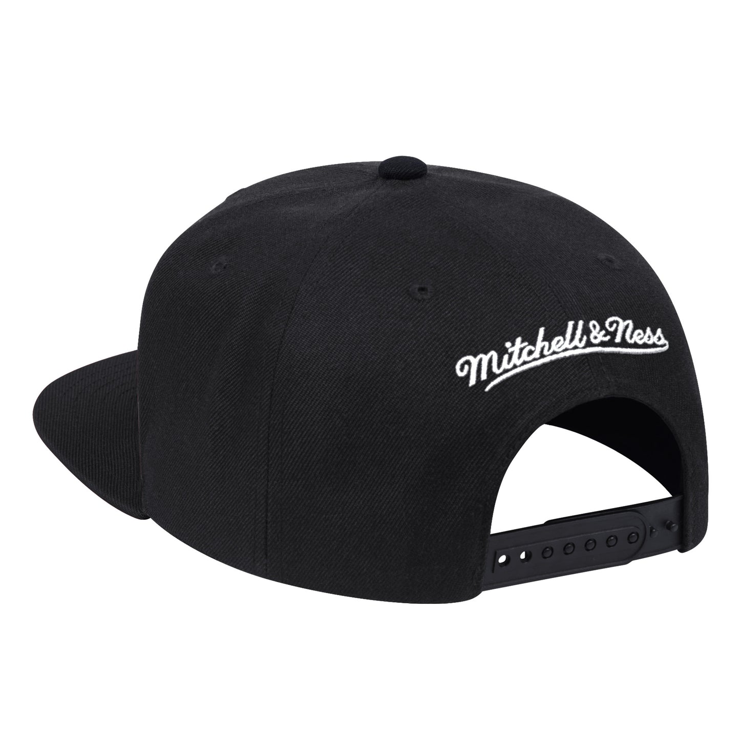 Milwaukee Bucks Black & White XL Logo Mitchell & Ness Snapback Hat
