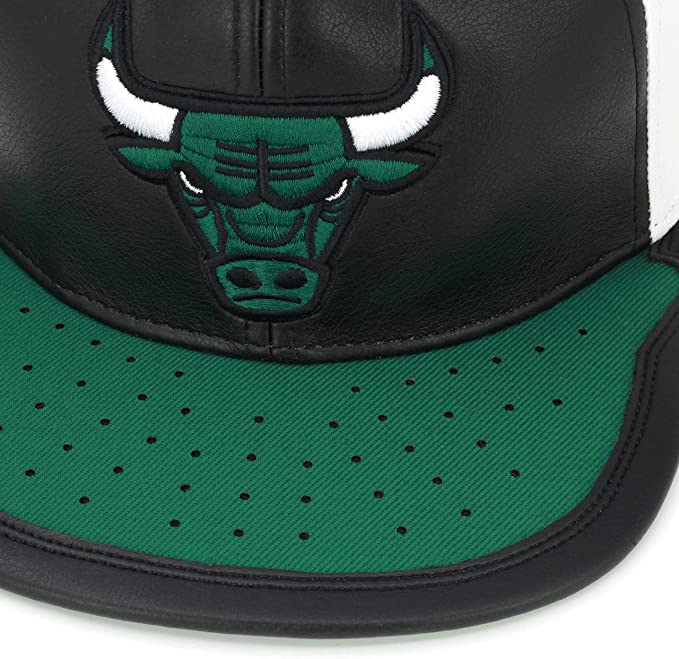 Chicago Bulls Day One Black/ White/ Kelly Green Mitchell & Ness Snapback Hat
