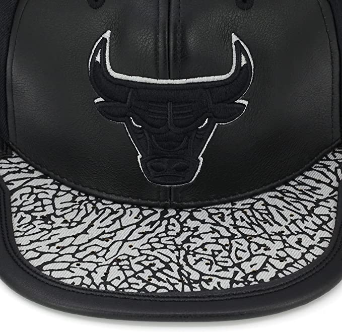 Chicago Bulls Day One Black & White Cement Mitchell & Ness Snapback Hat - Pro Jersey Sports