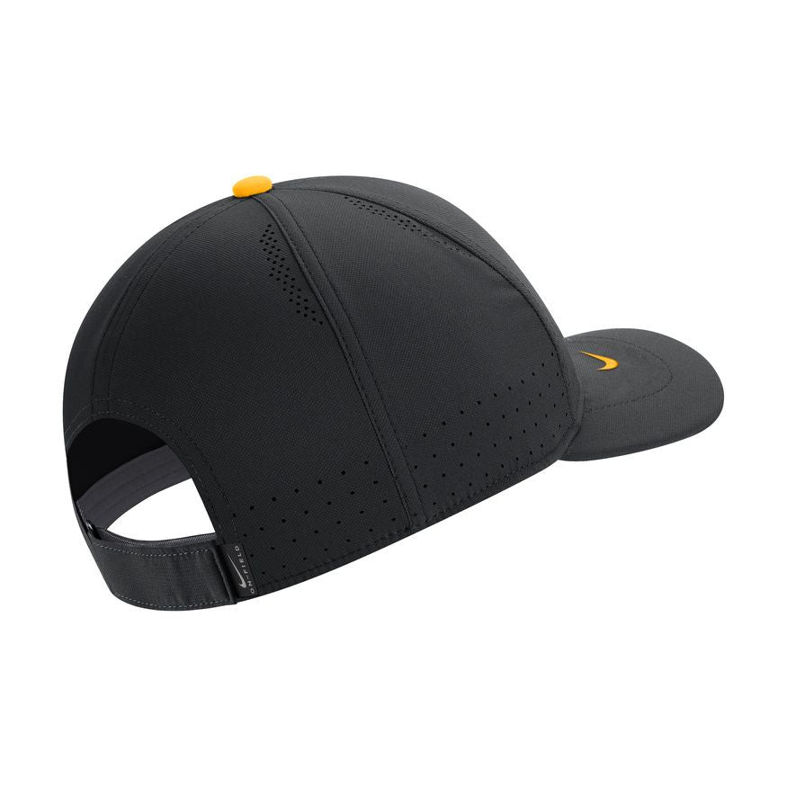 Men's Iowa Hawkeyes Black Authentic Team Issue Aerobill Flex Hat
