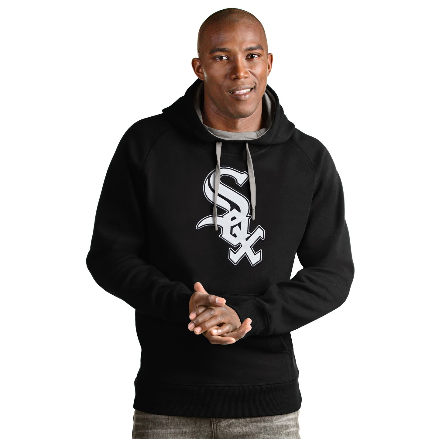 Men's Chicago White Sox Antigua Victory Black Pullover Hoodie