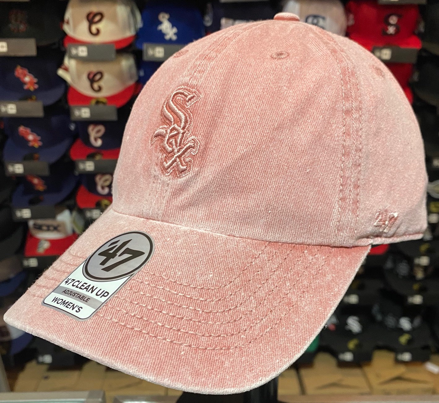 Chicago White Sox Women's Clean Up Washed Pink Mist Adjustable Hat