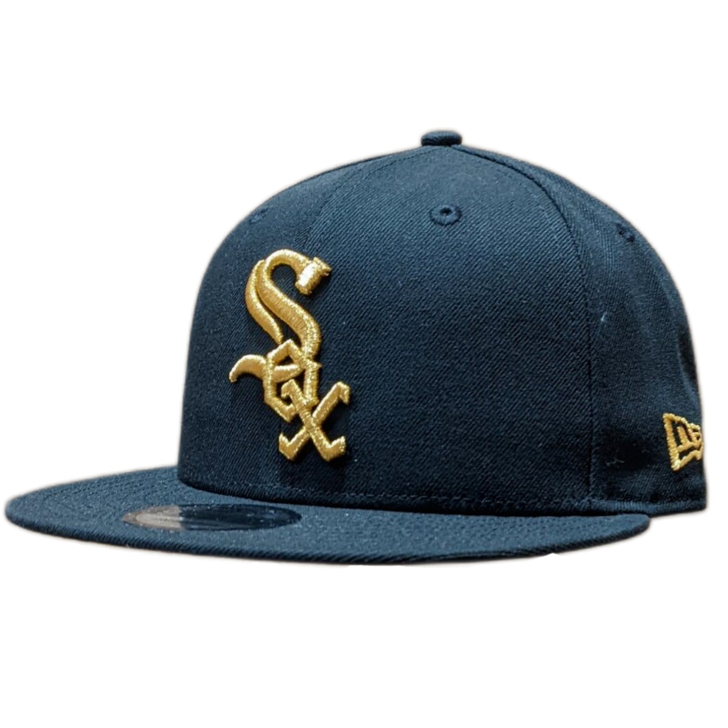 Mens Chicago White Sox New Era Black Gold Rush Cooperstown Collection Black and Gold 9FIFTY Snapback Hat