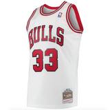 Men's Chicago Bulls Scottie Pippen Mitchell & Ness White Hardwood Classics 1997-98 Swingman Jersey - Pro Jersey Sports