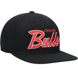Men's Chicago Bulls Mitchell & Ness Black Hardwood Classics Foundation Script Snapback Hat - Pro Jersey Sports