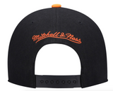 Men's New York Knicks Mitchell & Ness Hardwood Classics Reload 2.0 Snapback Adjustable Hat - Black/Orange - Pro Jersey Sports