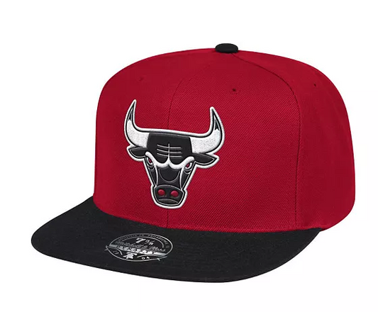 Men's Mitchell & Ness Red/Black Chicago Bulls Hardwood Classics Reload 2.0 Fitted Hat