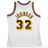Men's Magic Johnson Los Angeles Lakers Mitchell & Ness 1984-85 Hardwood Classics Reload 2.0 Swingman Jersey - White - Pro Jersey Sports