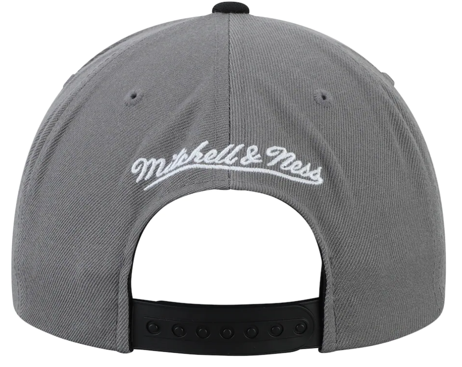 Men's Brooklyn Nets Mitchell & Ness Two-Tone Wool Snapback Hat - Gray/Black