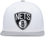 Men's Brooklyn Nets Mitchell & Ness Core Basic Snapback Hat - White/Gray - Pro Jersey Sports
