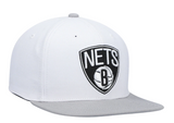 Men's Brooklyn Nets Mitchell & Ness Core Basic Snapback Hat - White/Gray - Pro Jersey Sports