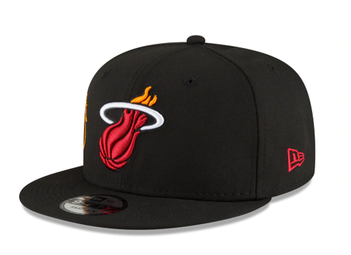 Mens Miami Heat NBA 2022 Back Half New Era Black 9FIFTY Snapback Hat