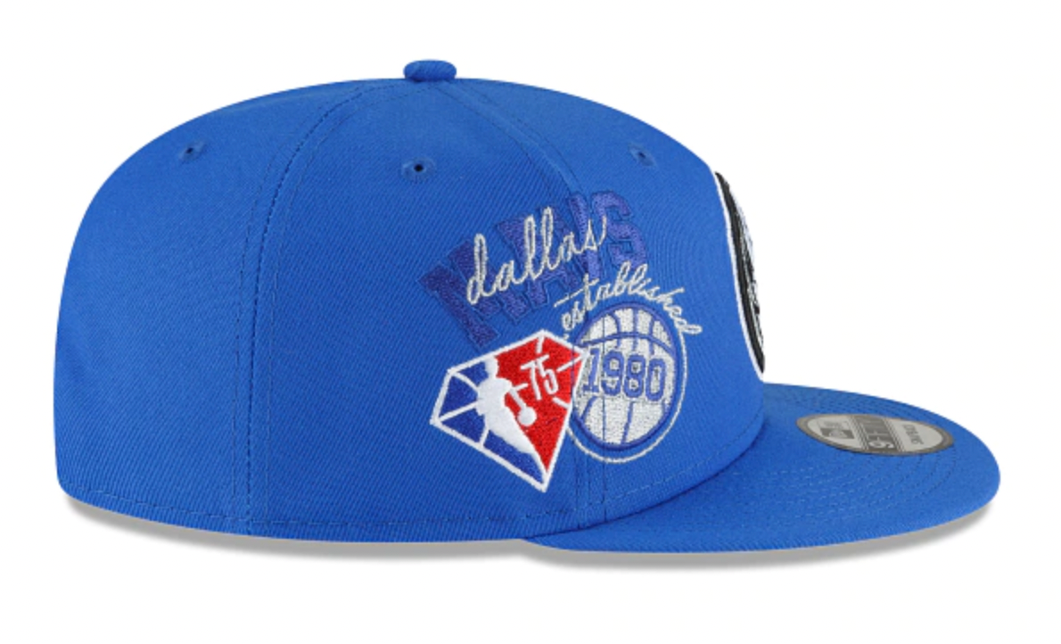 Mens Dallas Mavericks NBA 2022 Back Half New Era Blue 9FIFTY Snapback Hat