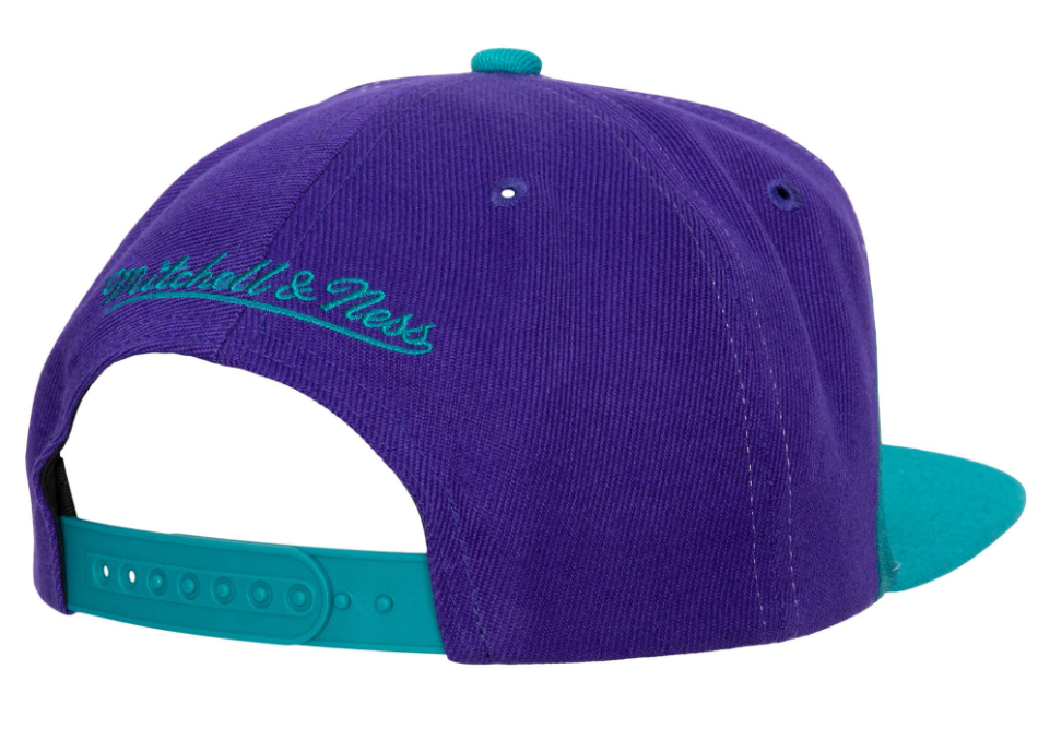 Men's Charlotte Hornets Sharktooth Mitchell & Ness Snapback Hat