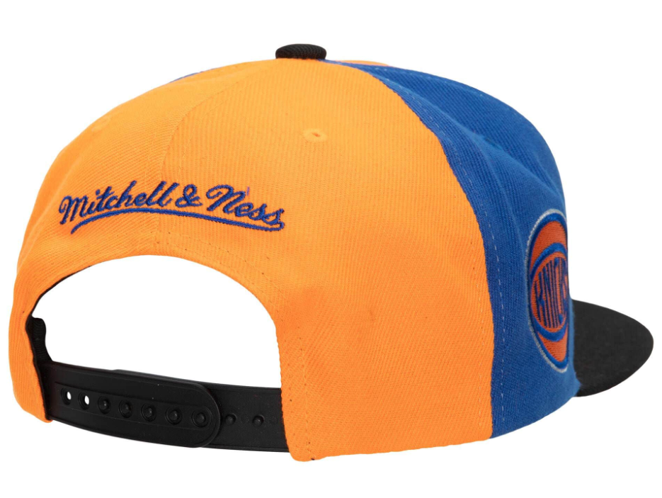New York Knicks NBA On The Block Mitchell & Ness Snapback Hat