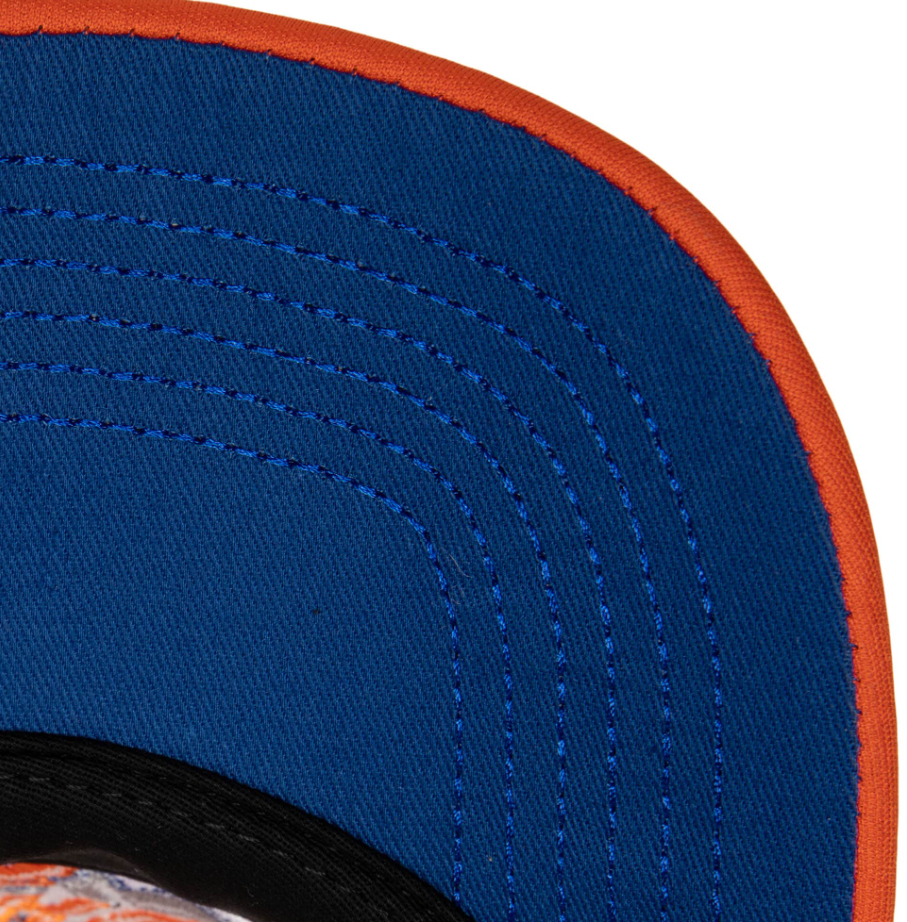 Mens New York Knicks NBA Puff The Magic Trucker Mitchell & Ness Snapback Hat