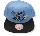 Men's Charlotte Hornets Mitchell & Ness NBA University Away 2 Tone HWC Snapback Hat - Pro Jersey Sports
