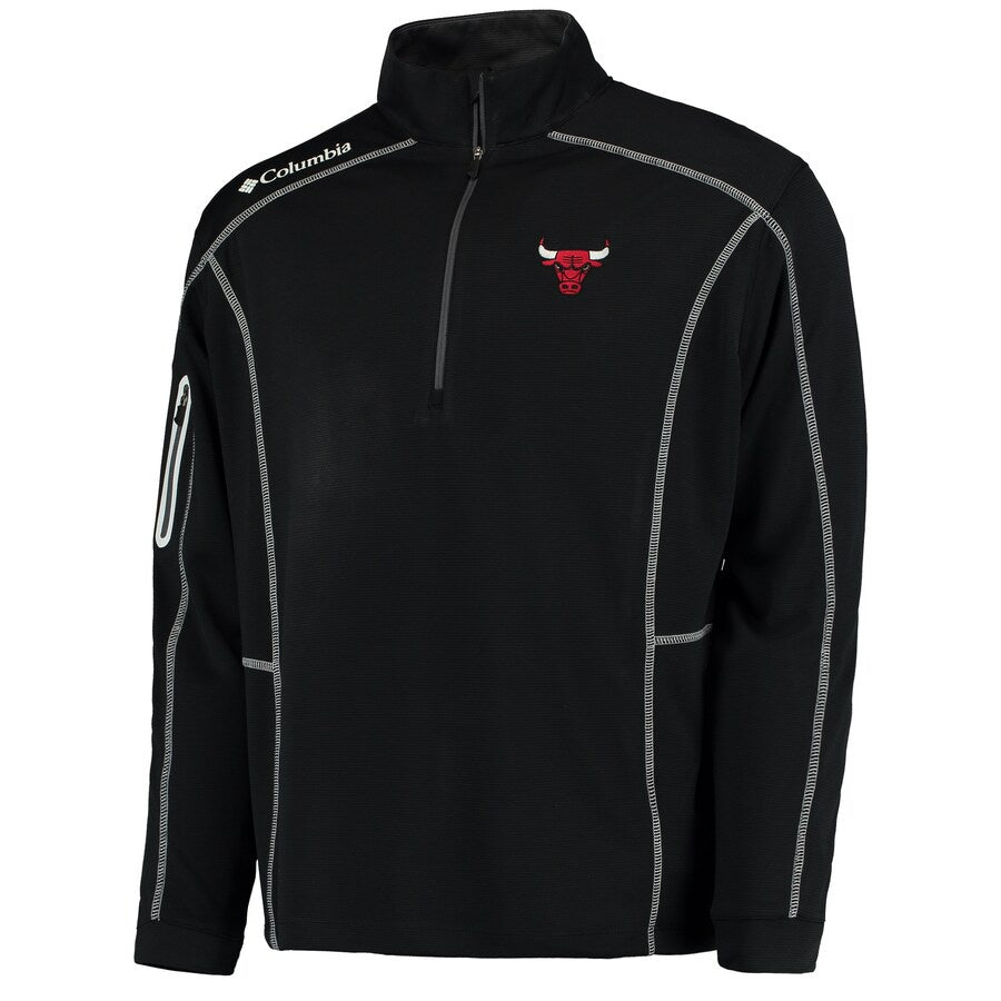 Men's Chicago Bulls Black Shotgun Omni-Wick 1/4 Zip Pullover Jacket